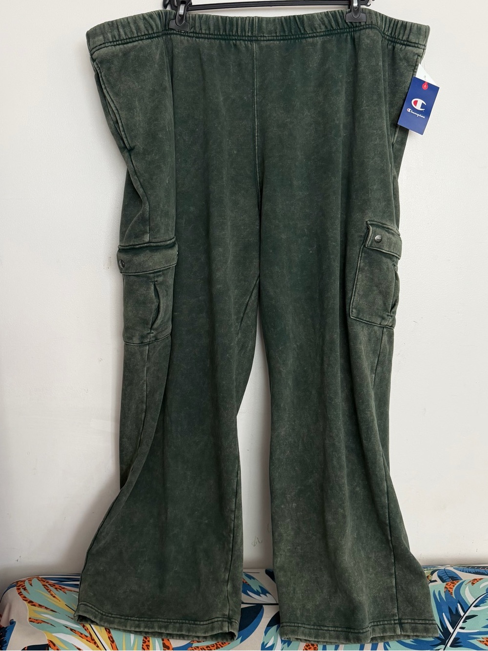 Men’s Champion Vintage Wash Open Bottom Jogger Pine Grove Size 6XL